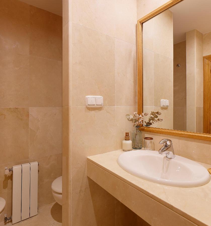 Casco Historico-Catedral Parking Incluido Apartment โอเบียโด ภายนอก รูปภาพ