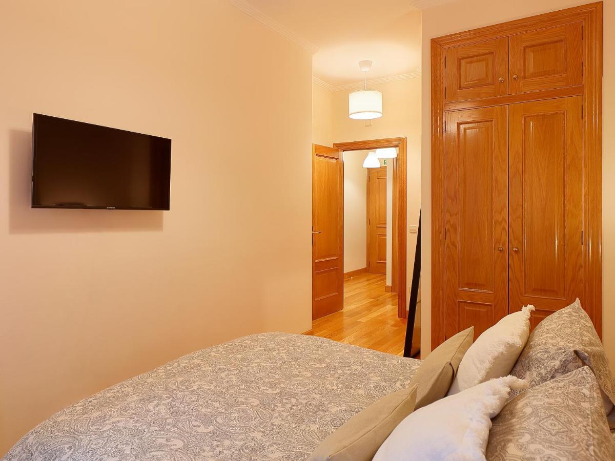 Casco Historico-Catedral Parking Incluido Apartment โอเบียโด ภายนอก รูปภาพ